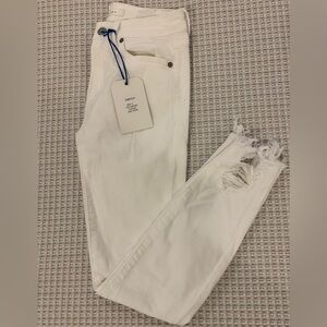 WOMENS JEANS